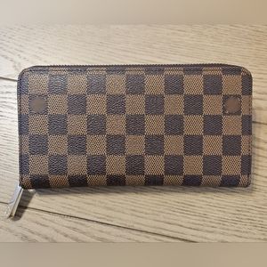 Checkered Wallet